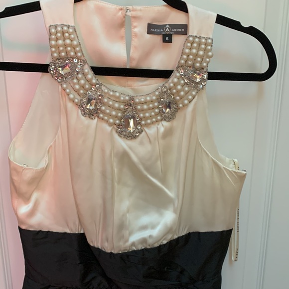 Alexia Admor Pearl Sequin Rhinestone Embellished Neck Silk Party Cocktail Dress - Picture 1 of 16